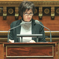 Nicole Bonnefoy à la tribune
