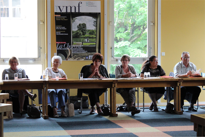 Réunion de travail avec les maires du canton de Mansle au Conseil Général de la Charente. Photo : T. Desveaux