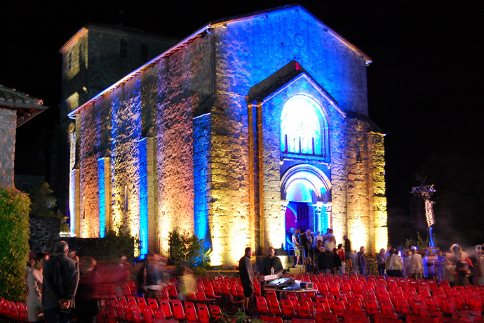 Festival Nuit romane à Manot. Photo : N. Bonnefoy