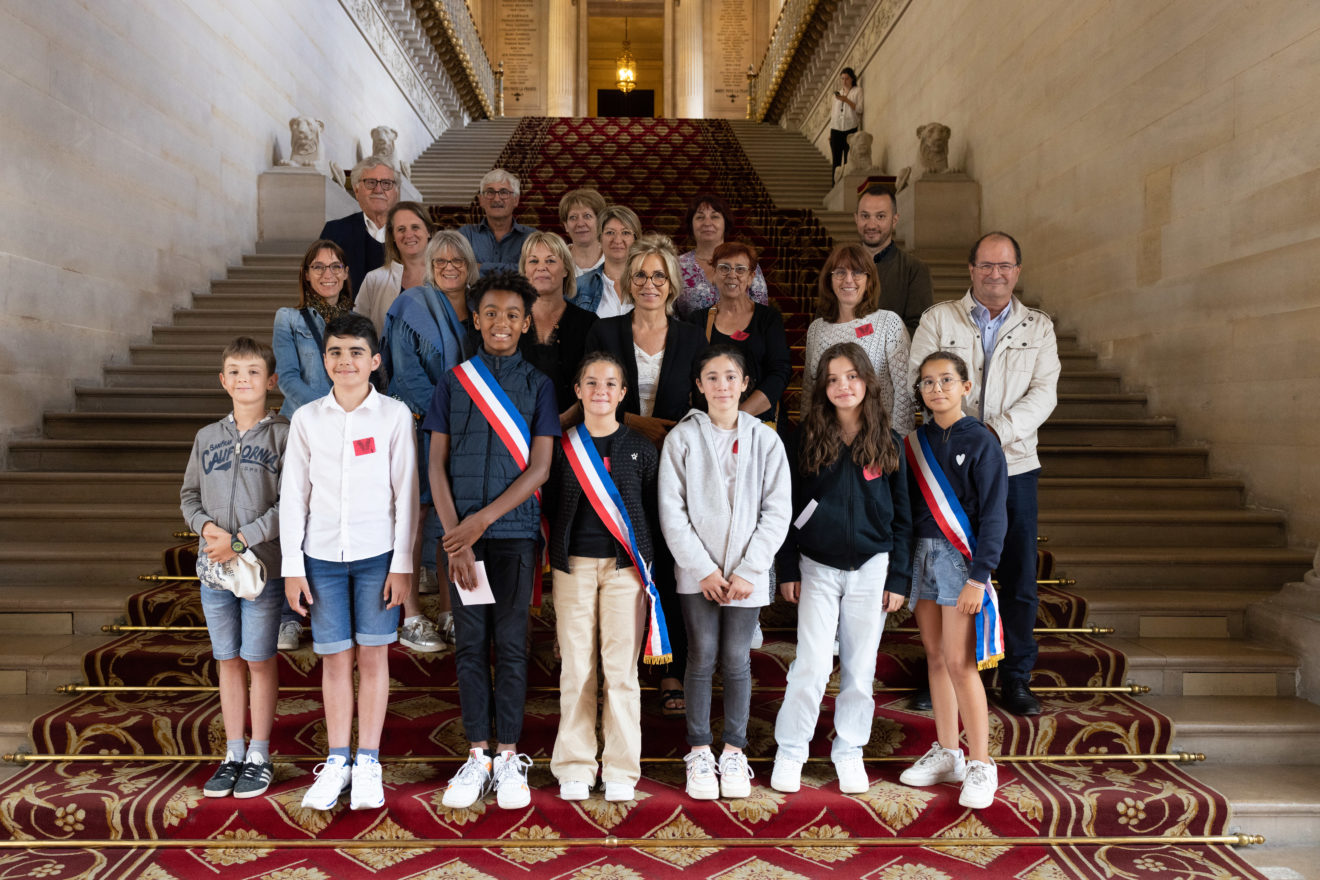 Visite du Sénat - Conseil Municipal des Jeunes de TERRES DE HAUTE CHARENTE